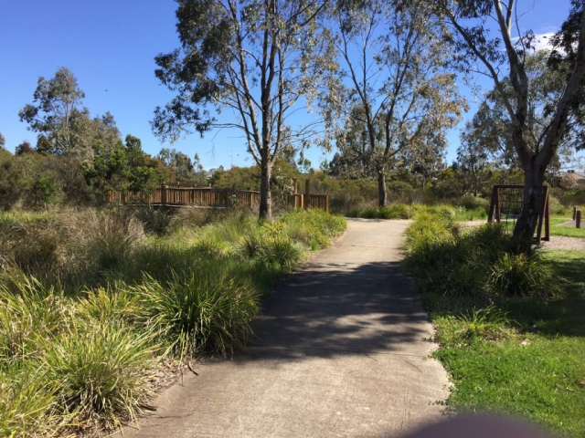 Tarneit Wetlands on the Hoppers Crossing loop.
